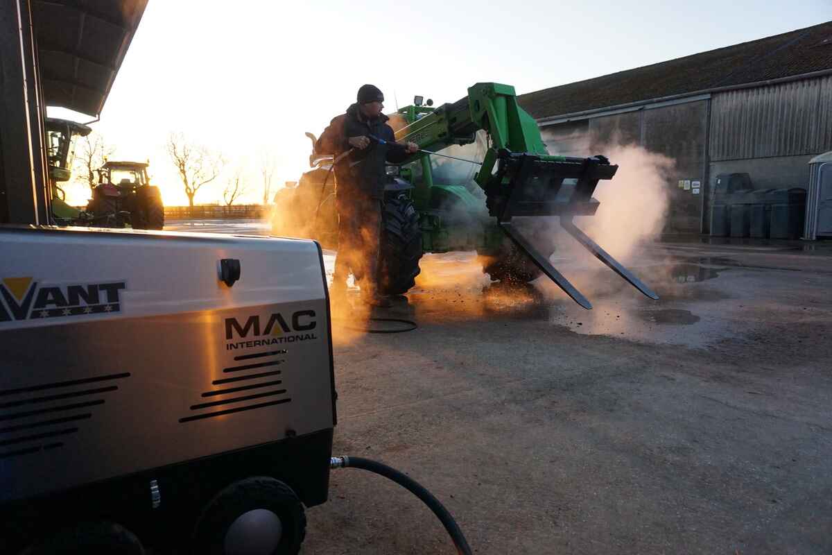 Industrial Hot Water Pressure Washers