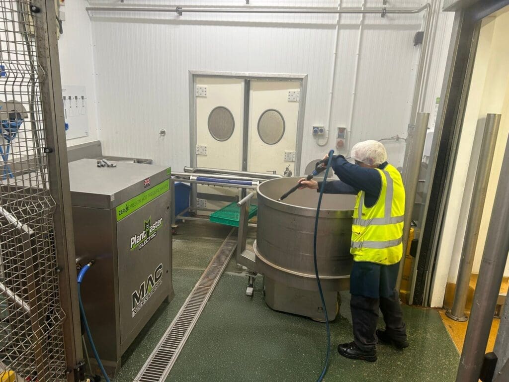 MAC Plantmaster Electric Washing in a Food Manufacturing Facility