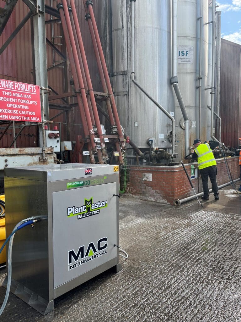 Pressure washing with Zero Emissions MAC’s Industry-Leading All-Electric Hot Pressure Washers for the Food Industry (2)